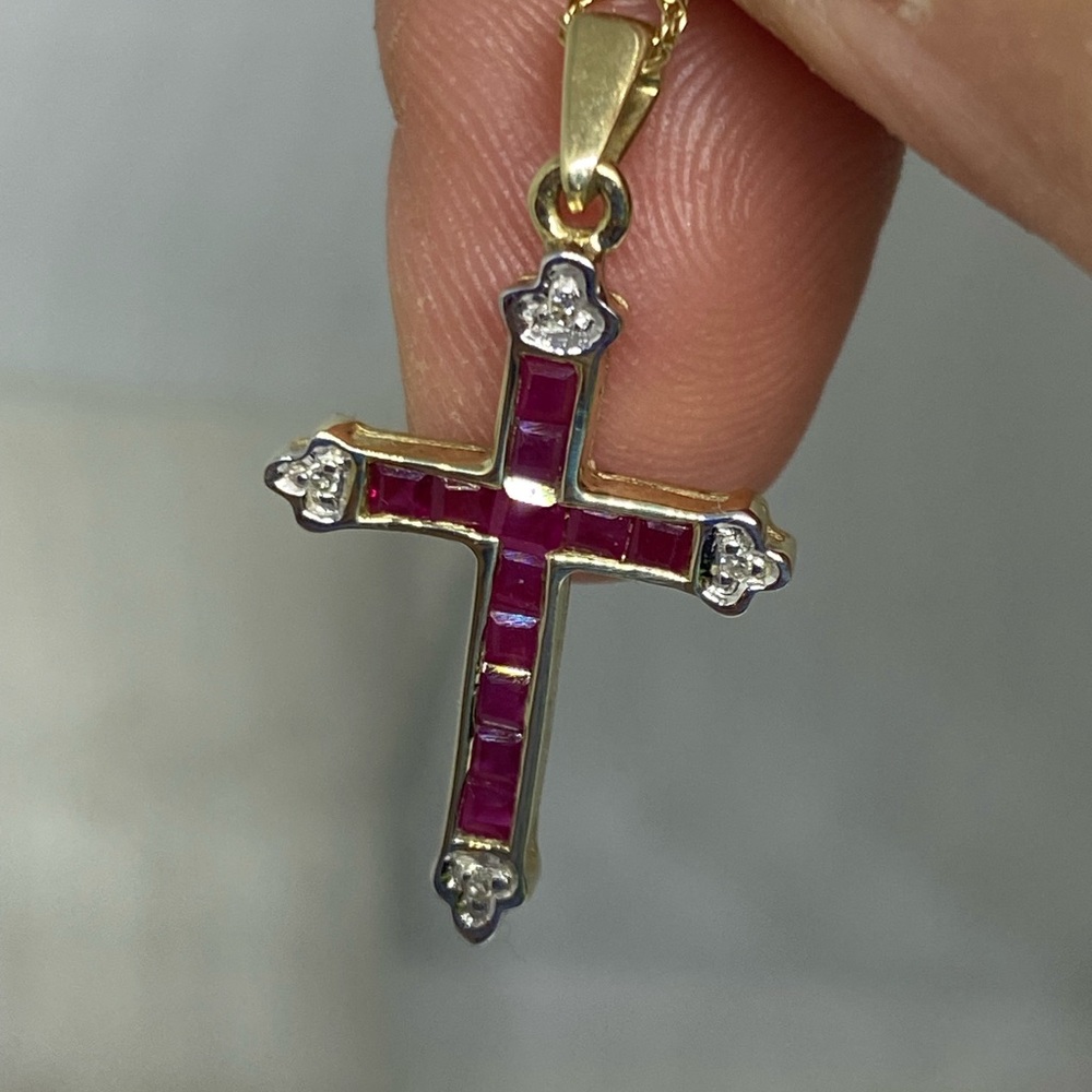 Vintage 10k Solid Yellow Gold Ruby Diamond Cross … - image 4